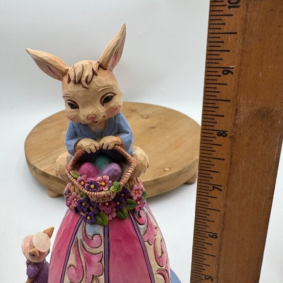 Jim Shore Egg-cited For Easter Figurine With Rotating Characters - Picture 10 of 11